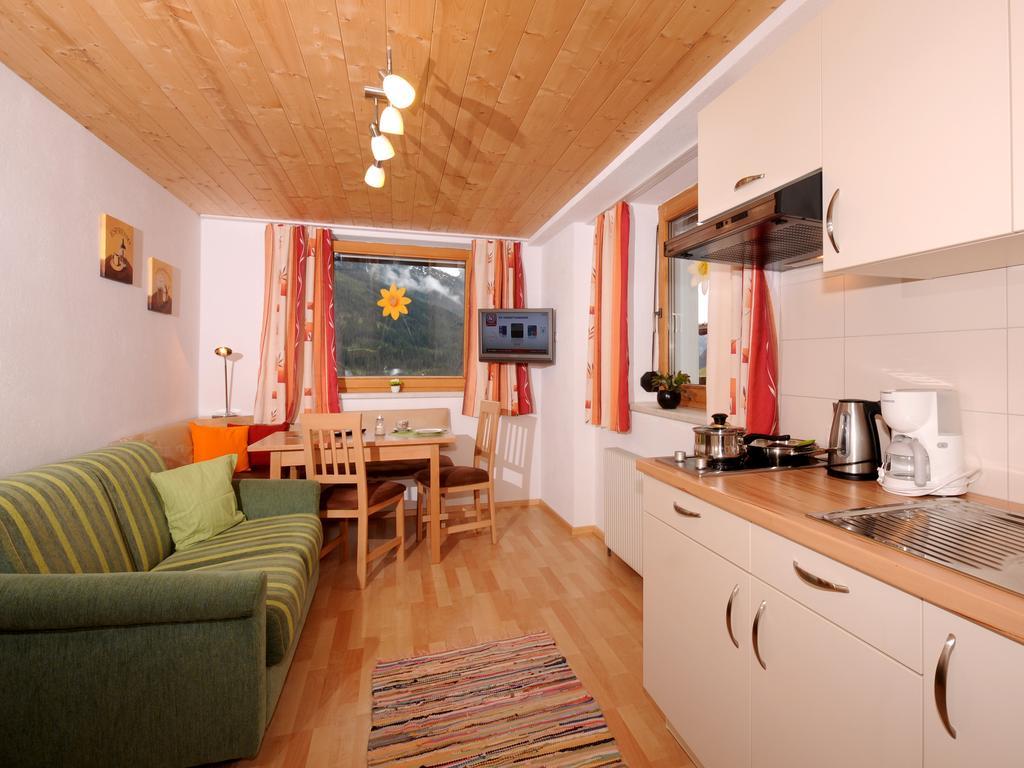 Single Apartment Martlerhof Tux Quarto foto